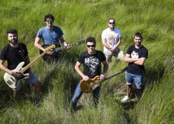 Javier Gómez Noya debutará con su grupo de rock en el Triatlón de Fuente Álamo