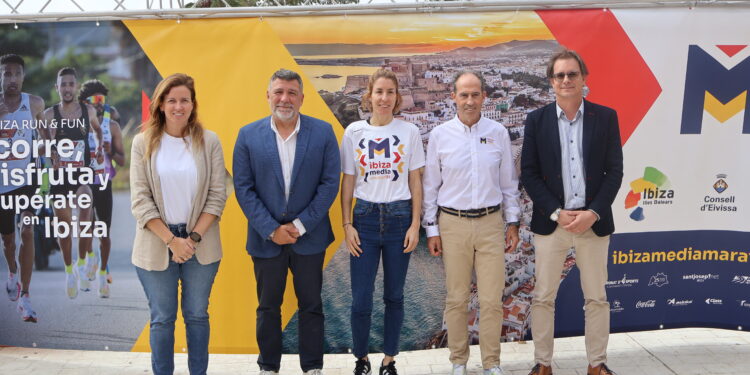 Presentada oficialmente una Ibiza Media Maratón de récord que este sábado tomará las calles de la isla balear
