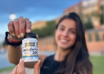 Lactoferrin 200 de Crown Sport Nutrition: un suplemento para reforzar inmunidad, el hierro y recuperación muscular