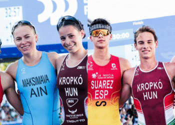 Marina Muñoz y Damián Suárez: subcampeones del mundo de Acuatlón