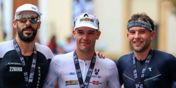 Guillem Montiel y Alanis Siffert imponen su ley en el TradeINN Zarauzko Triatloia 2025