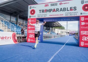 ‘Trimparables’ Pontevedra reunió a 200 triatletas populares de manera paralela a todo un Mundial Multideporte de Triatlón