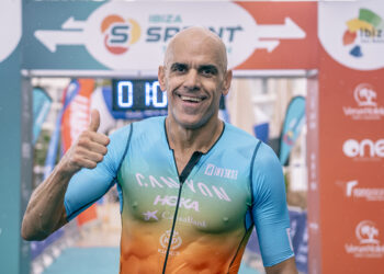 Ibiza Sprint Triathlon 2025 ultima sus preparativos con algunos nombres internacionales en el foco