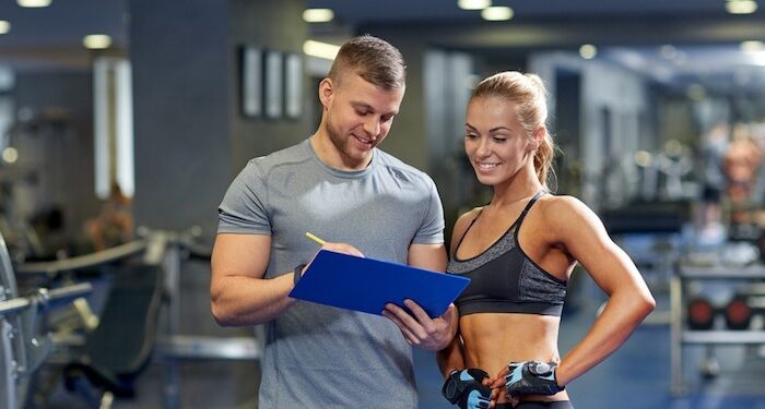 Mejora tu físico con entrenadores especializados