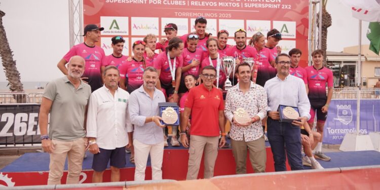 El Cidade de Lugo Fluvial logra la épica: gana la liga masculina y femenina de Triatlón