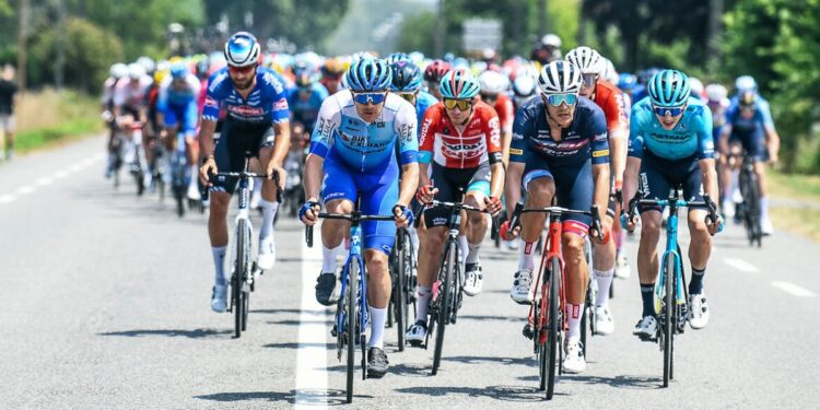 El drafting empaña el Campeonato de España de Triatlón de Media Distancia en Ibiza