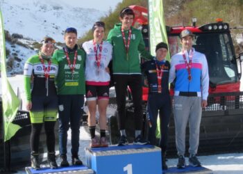Aiara Garaialde y Rodrigo Azabal: campeones de España de Triatlón de Invierno en Reinosa