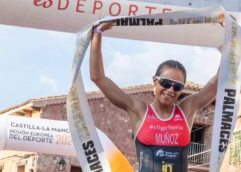 El Triatlón de Pálmaces dice adiós tras 30 años confirmándose como una de las citas referentes