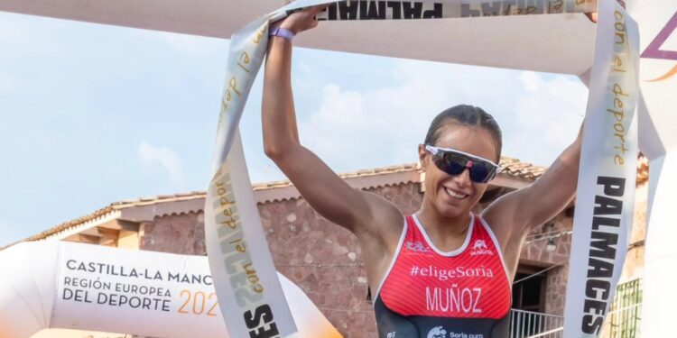 El Triatlón de Pálmaces dice adiós tras 30 años confirmándose como una de las citas referentes