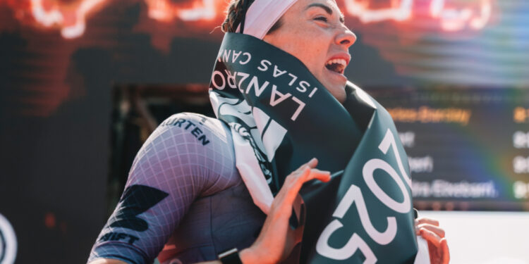 Lucy Charles gana con autoridad el Club la Santa IRONMAN Lanzarote 2026