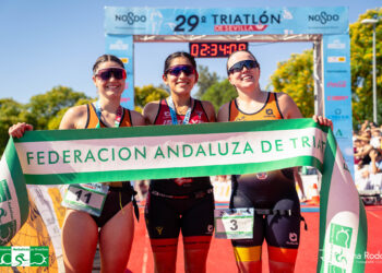 Gianella Coaguila y Jesús Vela se coronan en el Campeonato de Andalucía de Triatlón Olímpico disputado en Sevilla