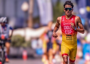 Pelayo González se gradúa en Tiszaújváros: primer podio en una Copa del Mundo