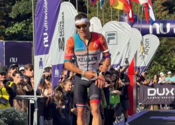 Youri Keulen debuta a lo grande en larga distancia: podio en IRONMAN Brasil y clasificado a Kona