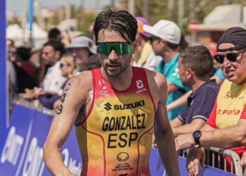 Alberto González ya acaricia el TOP-10 del Mundial 2026 con Vasco Vilaca líder