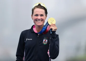 Flora Duffy se retira para poner fin a una de las carreras más legendarias de la historia del triatlón