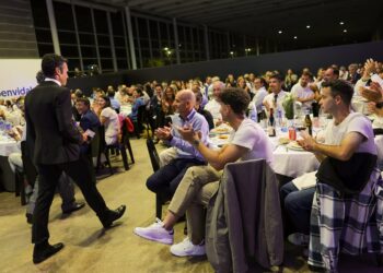 Javier Gómez Noya entra en el Hall of Fame de World Triathlon en Pontevedra