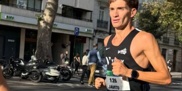 Javito Martín deslumbra en su debut en media maratón con un espectacular 1h02’26» en Valencia